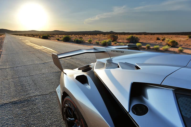 跟隨 Autoblog 走近價值 $470 萬美元的 Lamborghini Veneno