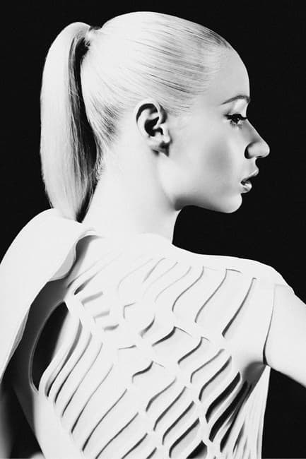 Iggy Azalea 与 Frank Ocean 共同演繹 Oyster Magazine 第 103 期造型特輯