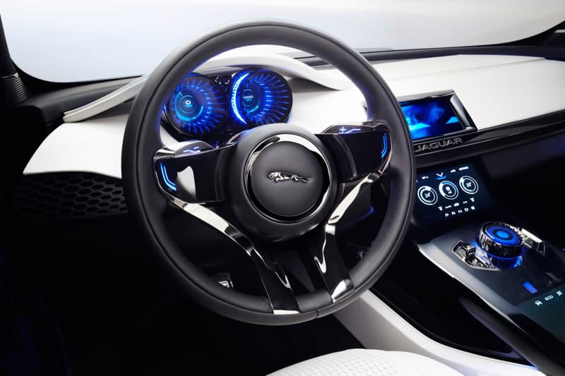 Jaguar C-X17 概念車款