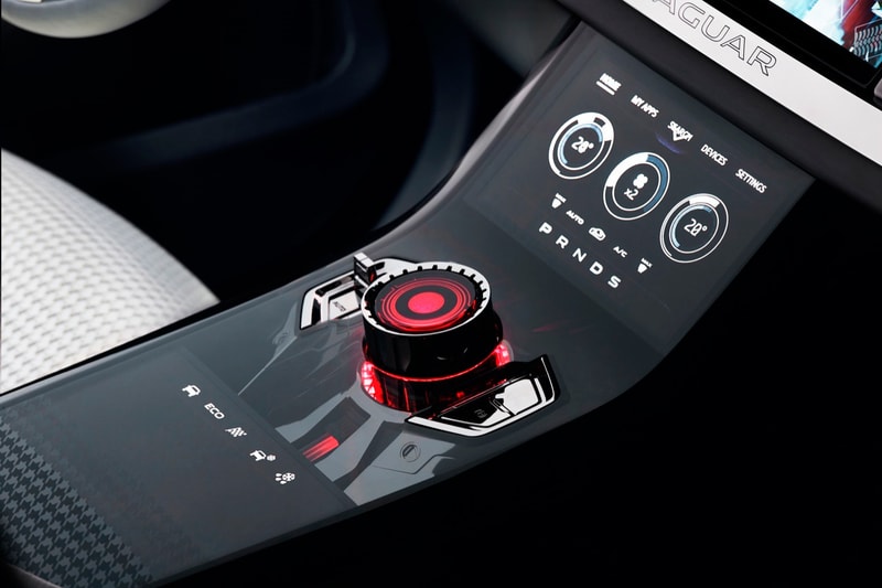 Jaguar C-X17 概念車款