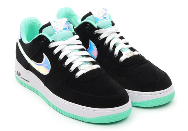 Nike Air Force 1 Black/Shiny Silver/Green Glow 配色