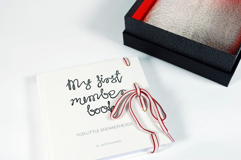 Nike Air Jordan 兒童書