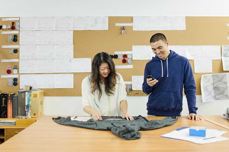 PROCESS: 探訪 Reigning Champ 的采樣與生産流程