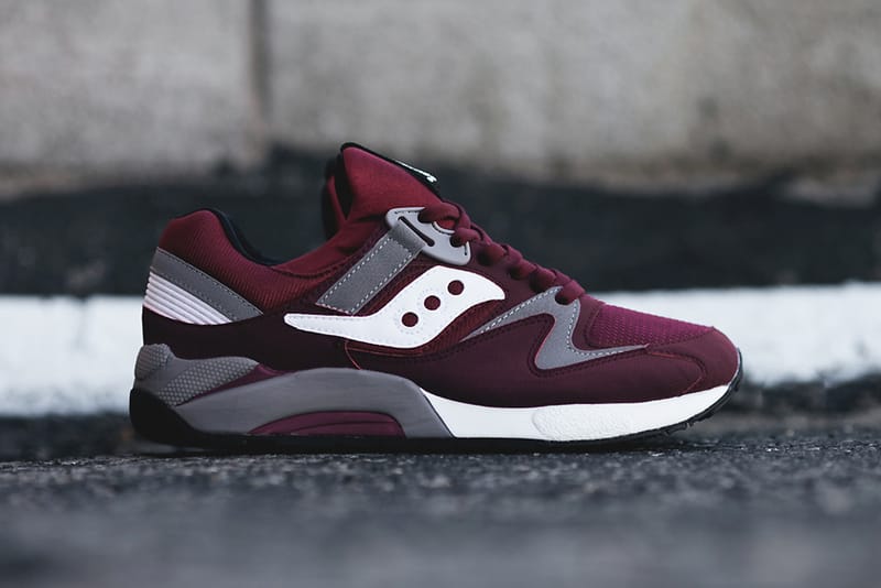 Saucony Grid 9000 酒紅配色