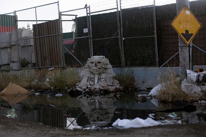 Banksy 藝術企劃「Better Out Than In」最新作品「Great Sphinx of Giza」