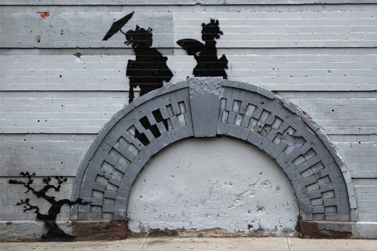 Banksy 藝術企劃「Better Out Than In」最新作品
