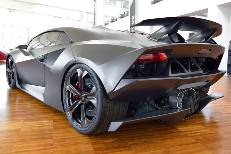 跟隨 Google Maps 探索 Museo Lamborghini 汽車博物館