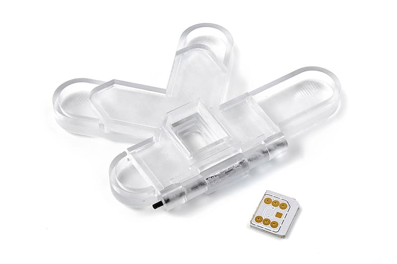 KnowRoaming 為國際旅者推出節省漫遊費的 SIM 卡貼紙