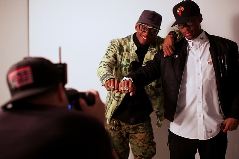 Jonathan Mannion 關閉工作室的同時為 Modelo 拍攝 #BlankCanvasME 廣告