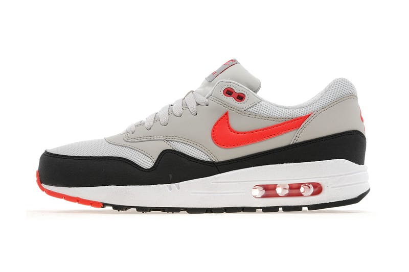 Nike Air Max 1 Light Bone/Black-Cherry Red JD Sports 獨佔配色