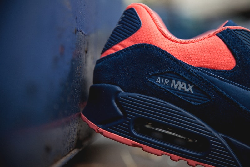 Nike Air Max 90 PRM Brave Blue/Atomic Pink 配色