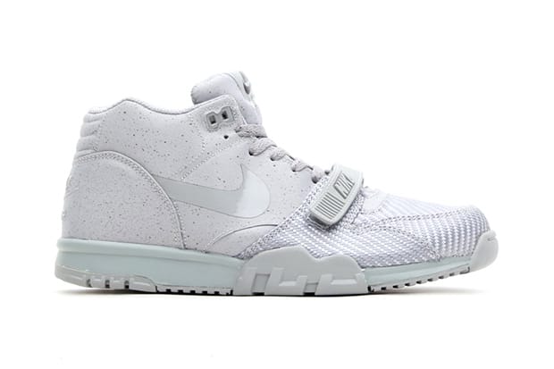 Nike Air Trainer 1 Mid SP「The Monotones Vol. 1」配色