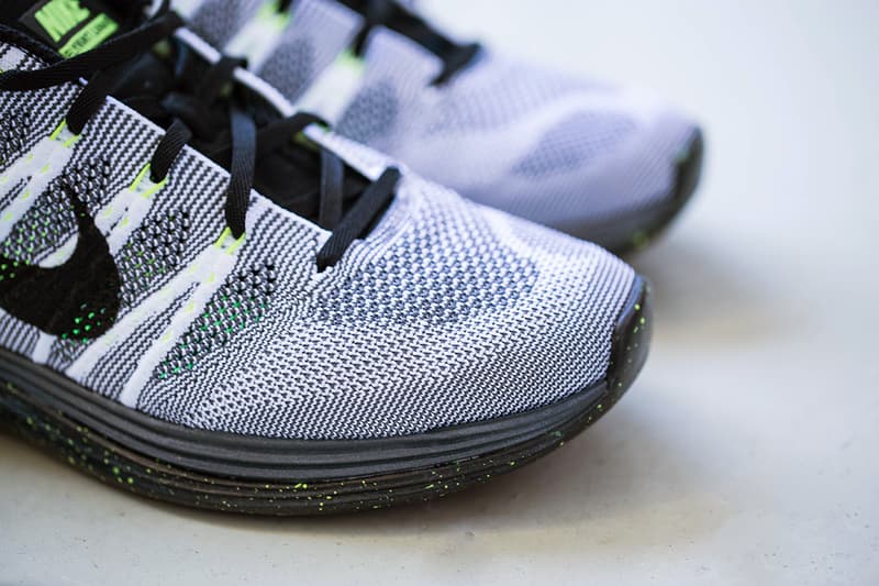Nike Flyknit Lunar 1+ White/Black/Dark Grey-Volt 配色
