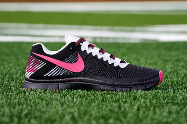 Nike Free Trainer「Breast Cancer Awareness」別注跑鞋系列