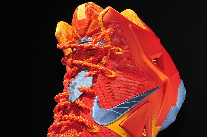 Nike LeBron 11「Forging Iron」配色