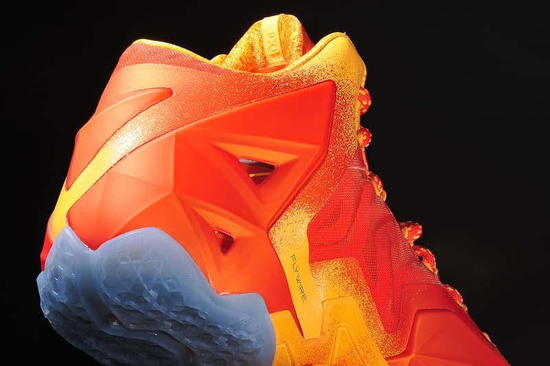 Nike LeBron 11「Forging Iron」配色