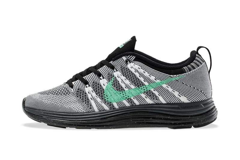 Nike WMNS Flyknit Lunar1+ White/Green Glow-Dark Grey-Black 配色