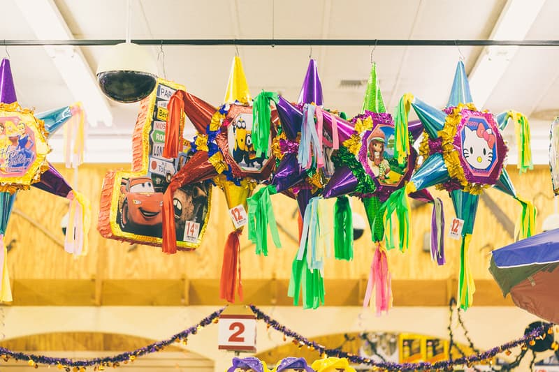 Patrick Martinez 於洛杉磯超市中展出藝術裝置「Break Bread」