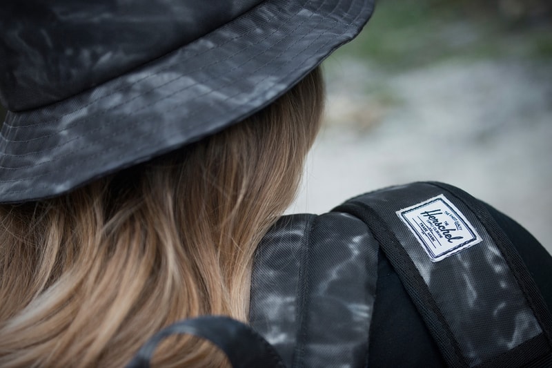 Raised by Wolves x Herschel Supply Co. 2013 秋冬「Black Water Camo」系列