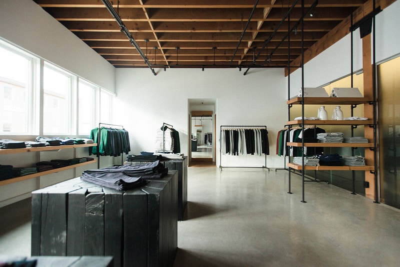 SPACES: wings + horns 溫哥華旗艦店