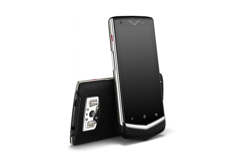 Vertu 推出第二款搭載 Android 系統的智能手機 Vertu Constellation