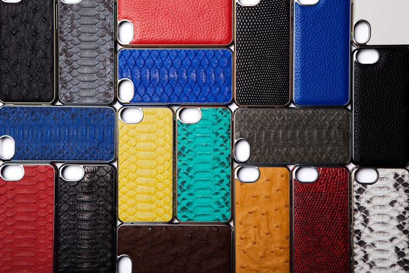 ADOPTED x Barneys New York 聯名獨占手機殼