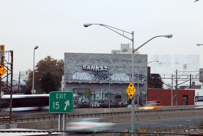 Banksy 藝術企劃「Better Out Than In」最終回創作