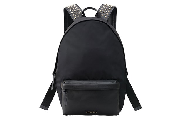 Givenchy 日本獨佔鉚釘背包