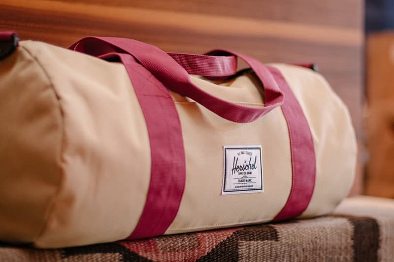 Herschel Supply Co. 2013 假日季 Sutton Mid Duffle 包款