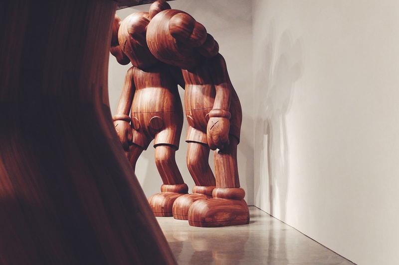 KAWS「Along the Way」個人作品展 @ Mary Boone Gallery