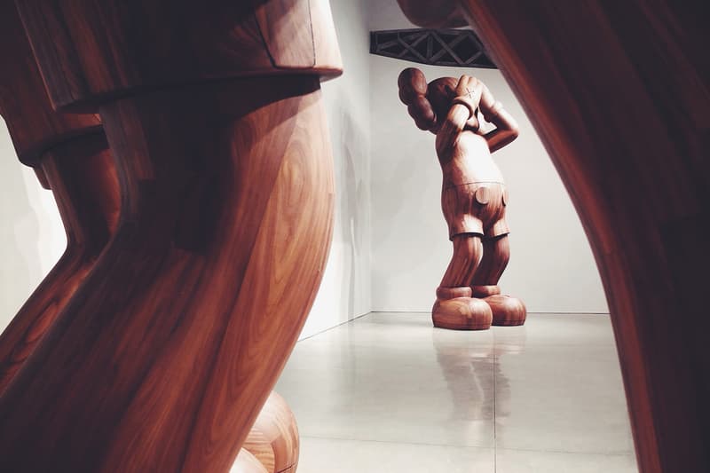 KAWS「Along the Way」個人作品展 @ Mary Boone Gallery