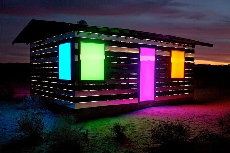 「Lucid Stead Transparent Cabin」藝術裝置