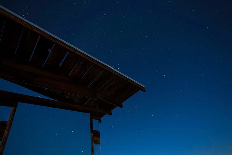 「Lucid Stead Transparent Cabin」藝術裝置