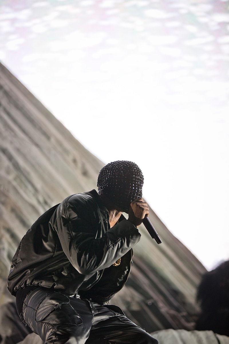 Maison Martin Margiela 發佈 Kanye West 巡演「The Yeezus Tour」專屬演出服裝細節圖集