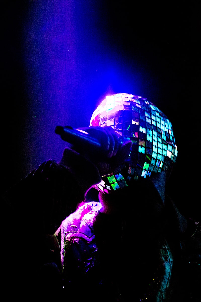 Maison Martin Margiela 發佈 Kanye West 巡演「The Yeezus Tour」專屬演出服裝細節圖集