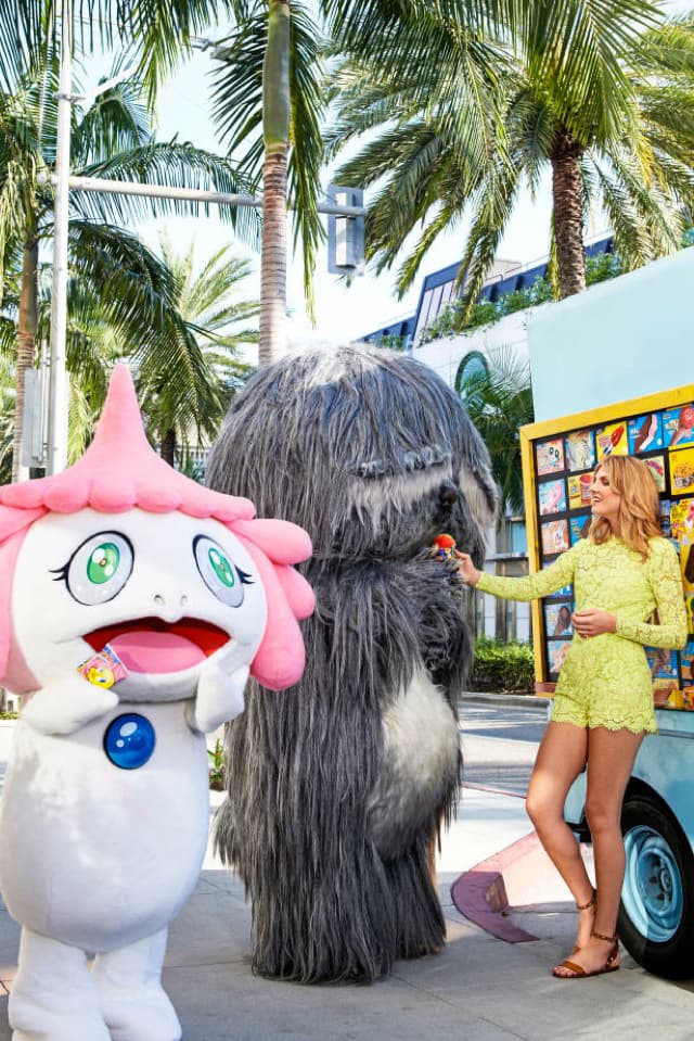 村上隆經典卡通作品出演 Harper’s Bazaar 最新一期創意特輯