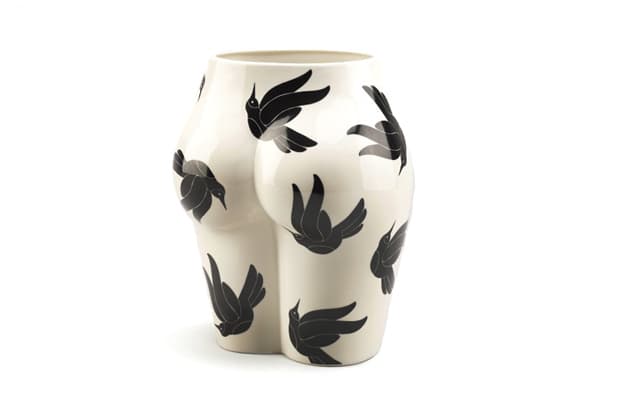 PARRA x CASE STUDYO「Vaso Di Culo」花瓶及「Sleep Deprived」地毯