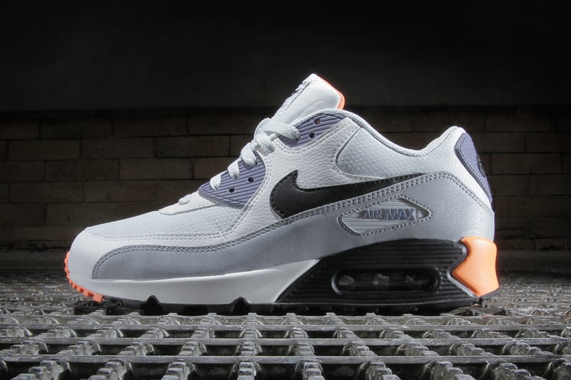 Nike Air Max 90 Essential 全新配色設計