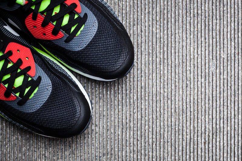 獨家鑑賞 Nike Air Max Lunar90 Black/Cool Grey/Anthracite/Volt 配色