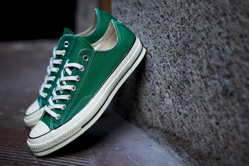 Converse First String Chuck Taylor All Star「Christmas」別注系列
