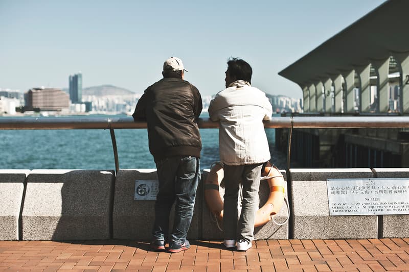 HYPEBEAST 以 Sony Cyber-shot DSC-QX100 拍攝香港街景