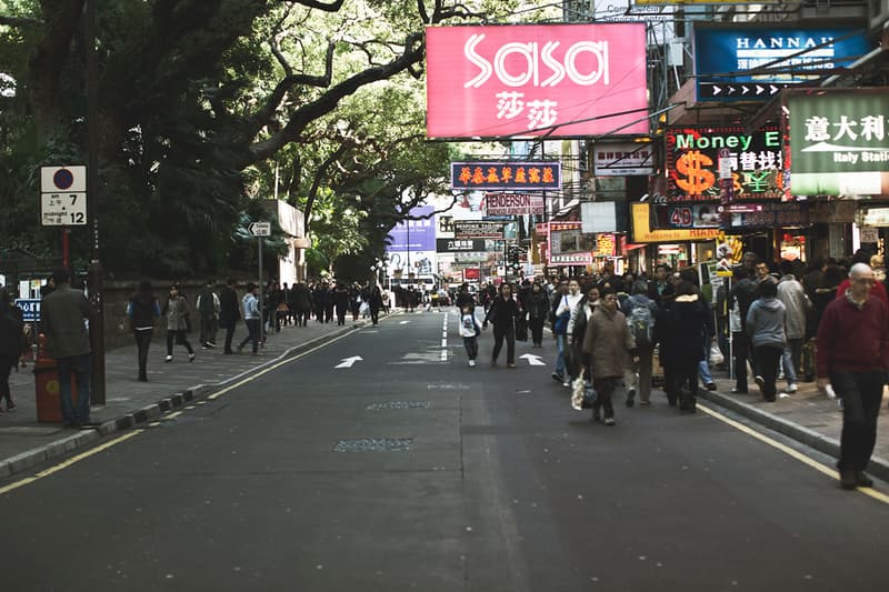 HYPEBEAST 以 Sony Cyber-shot DSC-QX100 拍攝香港街景