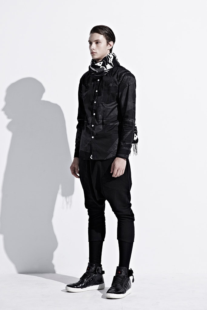 Ionism 2013 秋冬系列「Astray From Present」 造型搭配 Lookbook