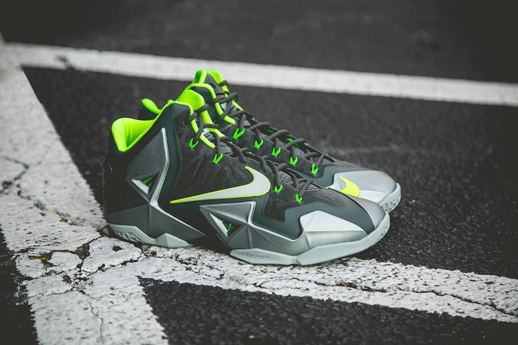 Nike LeBron 11「Dunkman」配色