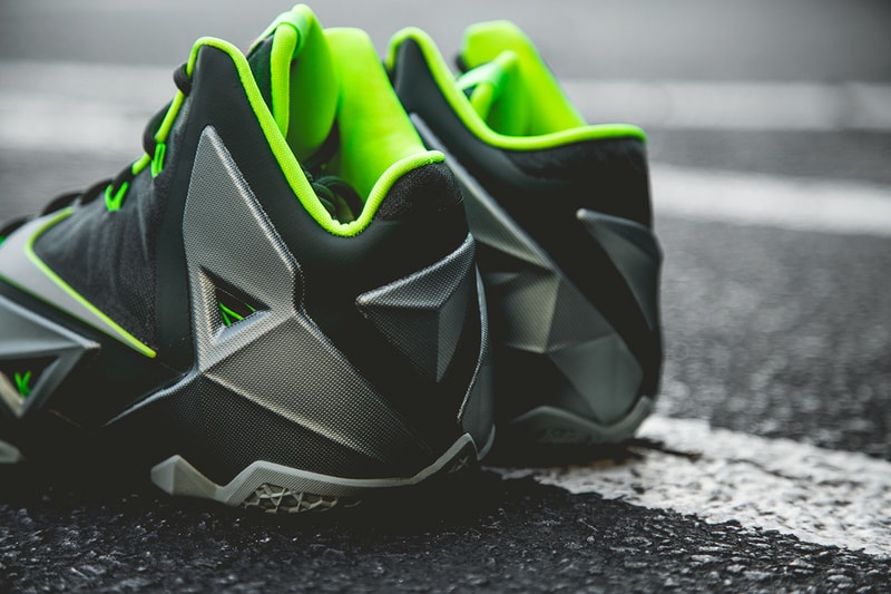 Nike LeBron 11「Dunkman」配色