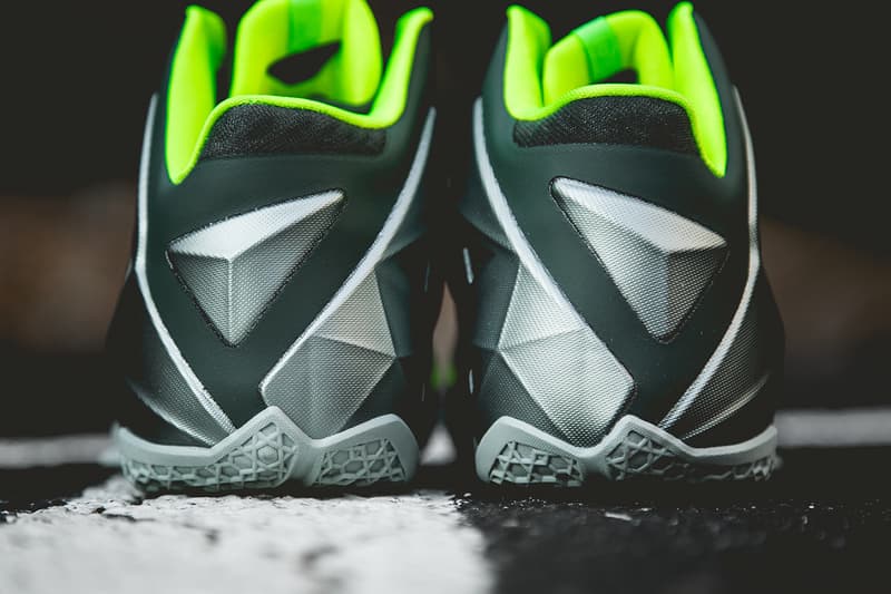 Nike LeBron 11「Dunkman」配色