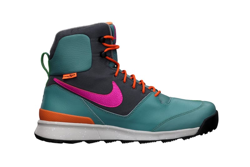 Nike Stasis ACG 靴款