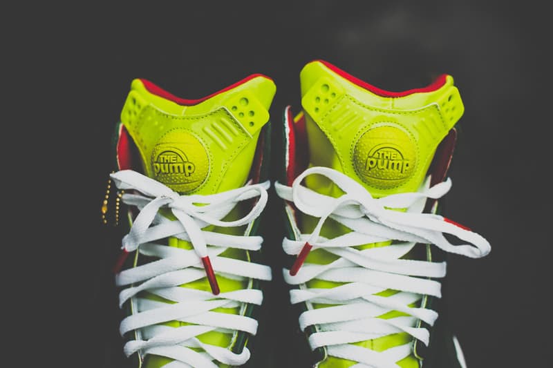 Reebok Shaq Attaq「Ghost of Christmas Present」配色