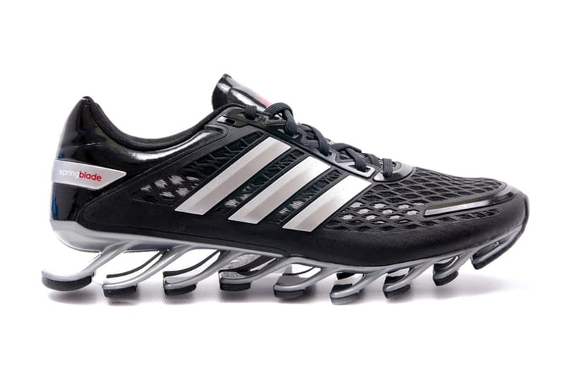 adidas Springblaze Razor 全新配色設計