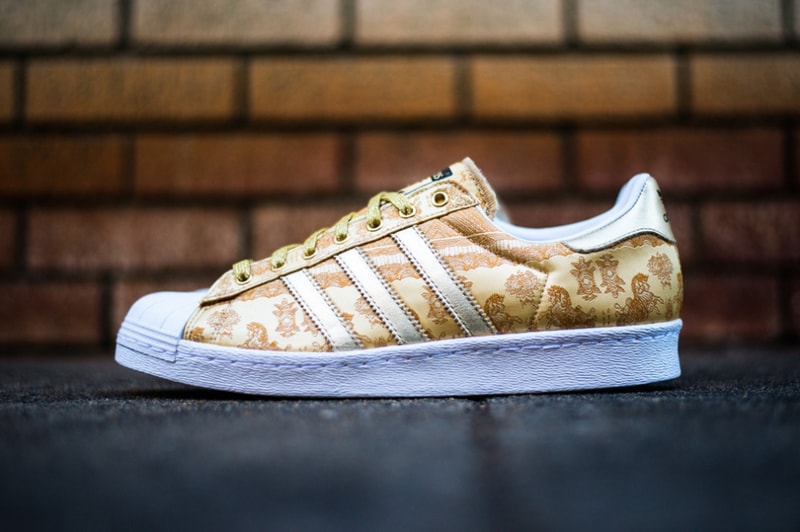 adidas Originals 馬年別注 Superstar 80s 
